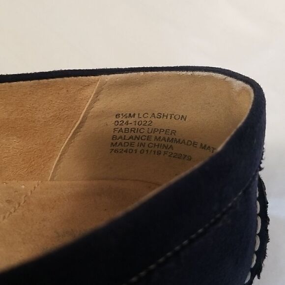 Lizz Claiborne Size 6 1/2 - Picture 3 of 10